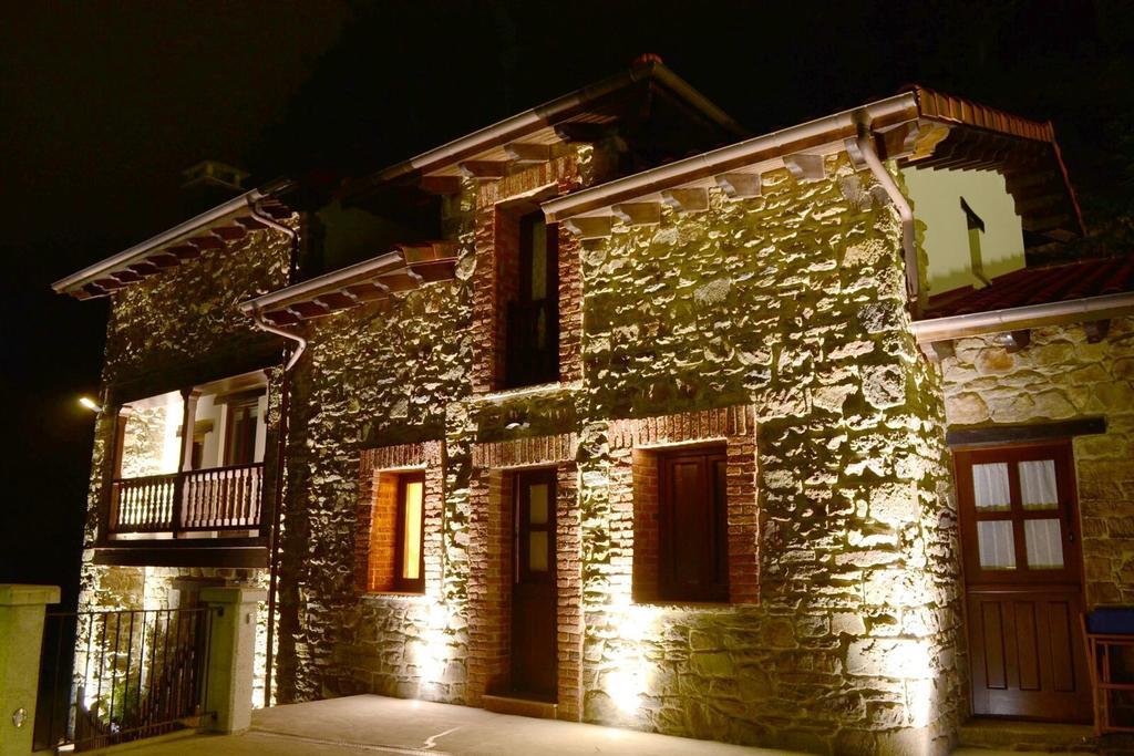 Casa Rural Manuel De Pepa Xuaca Tuilla Buitenkant foto