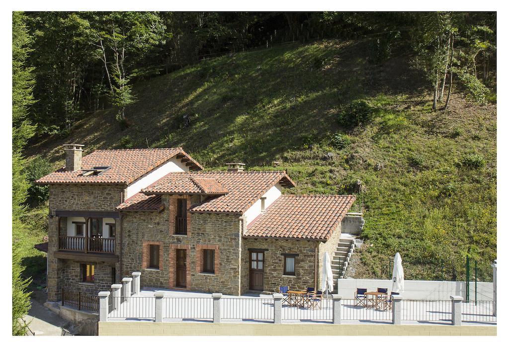 Casa Rural Manuel De Pepa Xuaca Tuilla Buitenkant foto